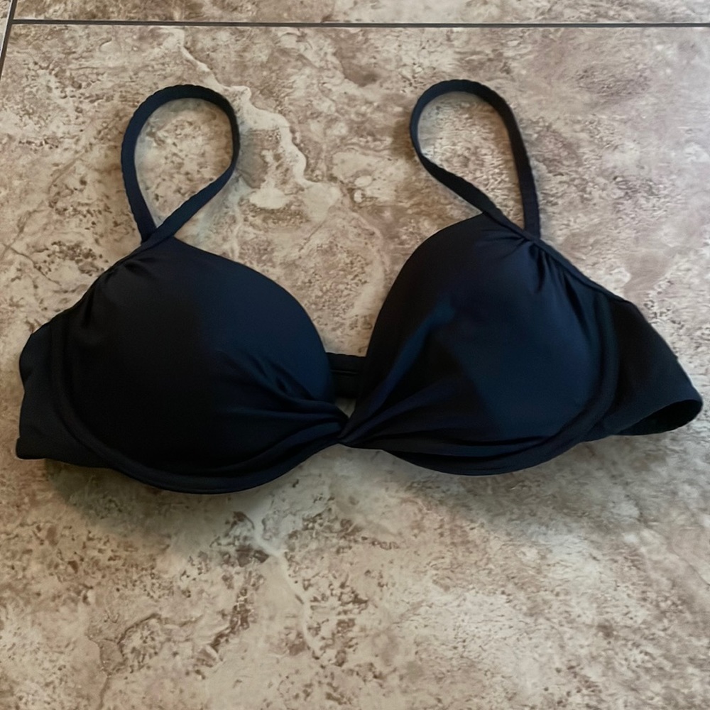 Lands’ End Bikini Top - size 36B, black